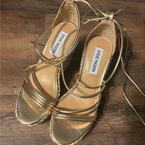 Steve Madden Metallic Gold Strappy Wedge Sandals with Ankle Wrap